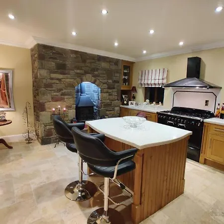 'emily' Deluxe Family